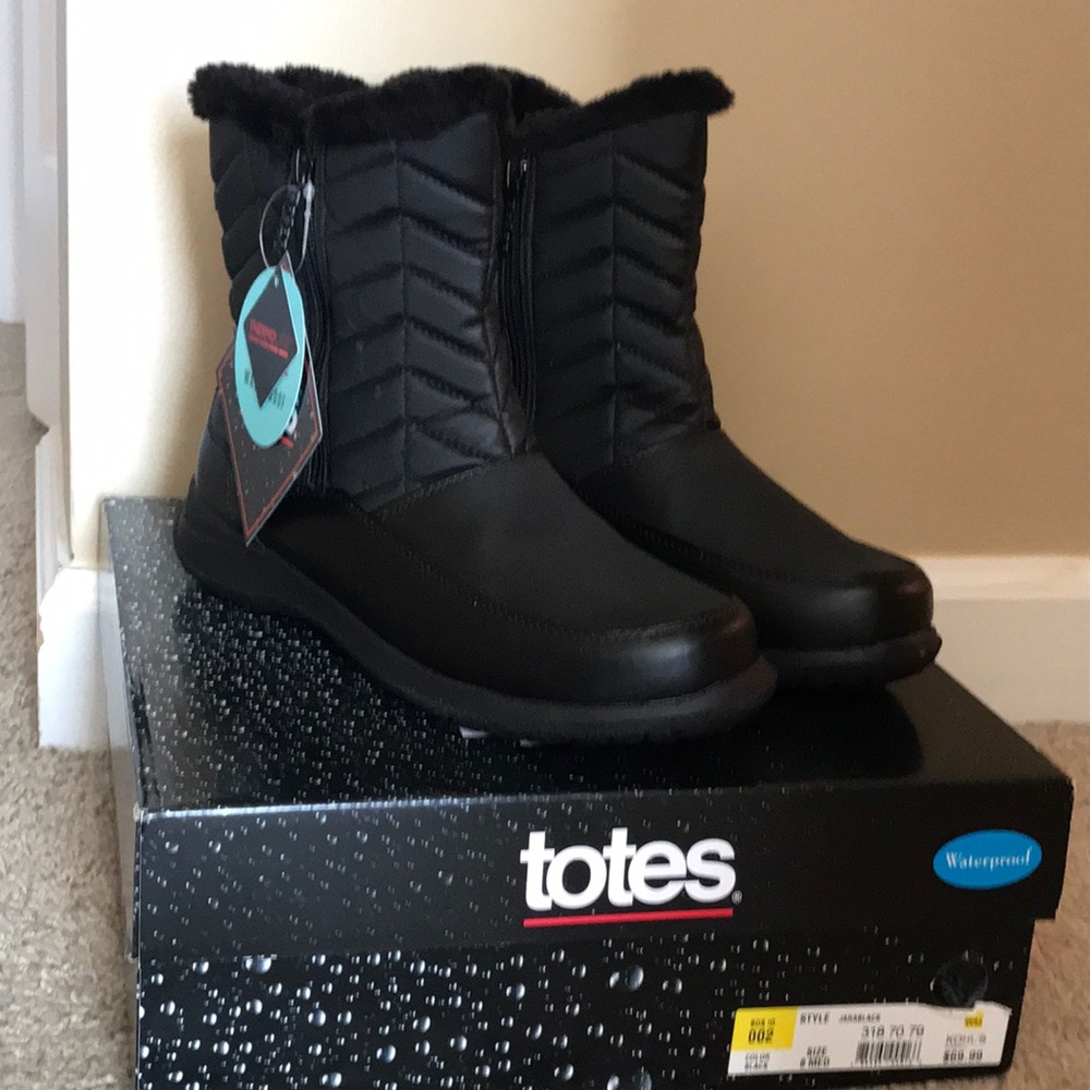 Totes Women's Waterproof Boots Size 8 Med